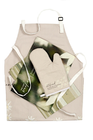 Flannel Flower Set - A little lost weekend moment in your everyday.